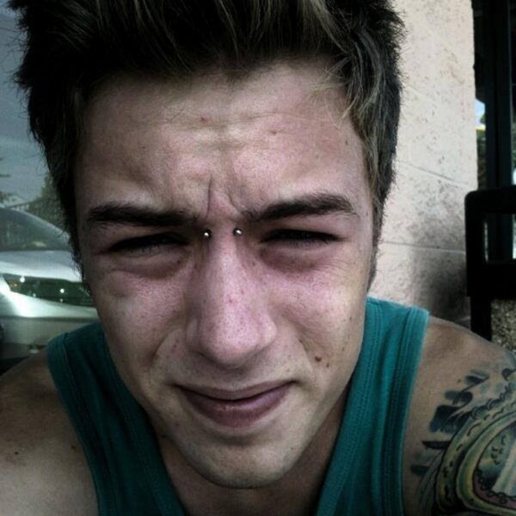 Meet your Posher, Ryan - Picture 3 of 3